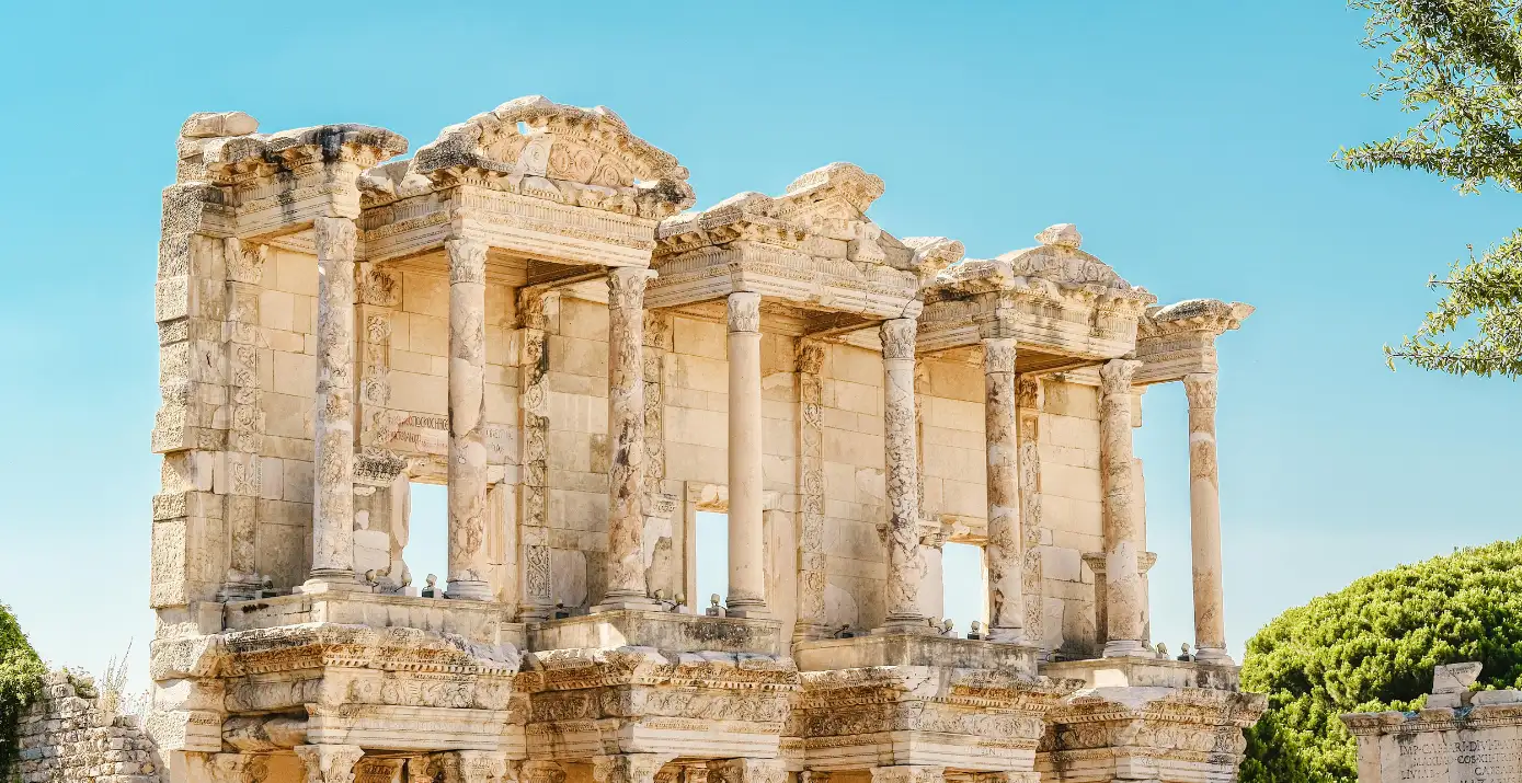 Selçuk tarihi doku ve Efes antik kent çevresi manzarası
